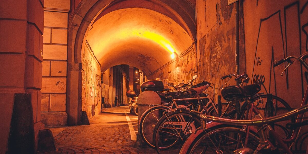 MTB Safety: Body Armor, Trail Etiquette and When to Walk It Down